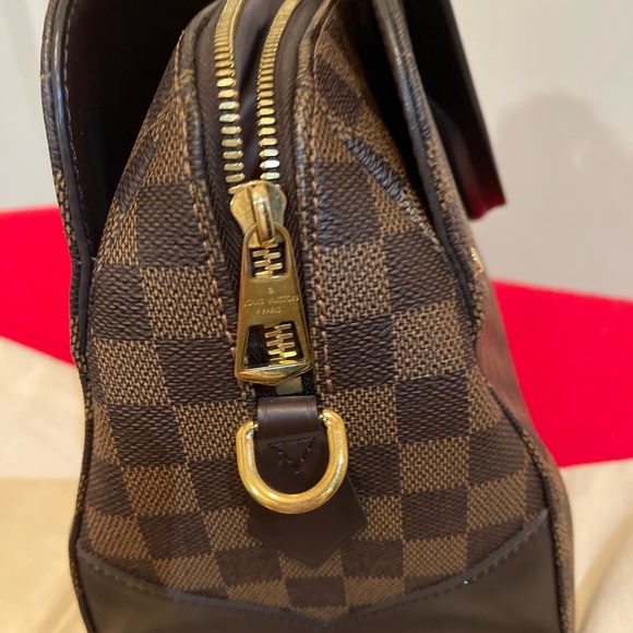 Louis Vuitton Kensington Bowling - Picture 12 of 15